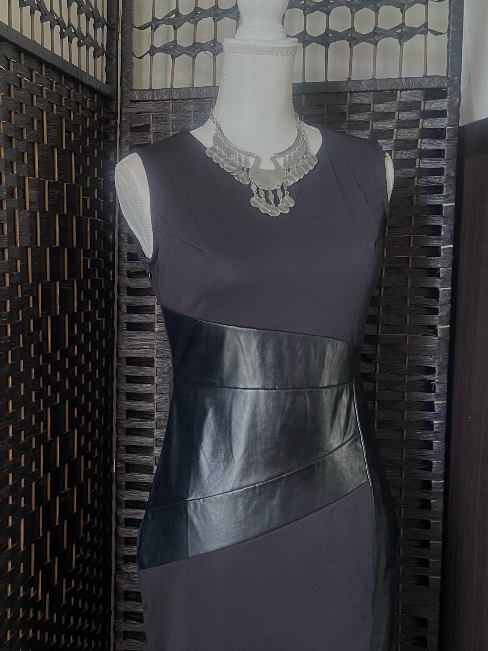 Black Sleeveless Midi Sheath Dress with Faux-Leather Panel - Picture 2 of 5